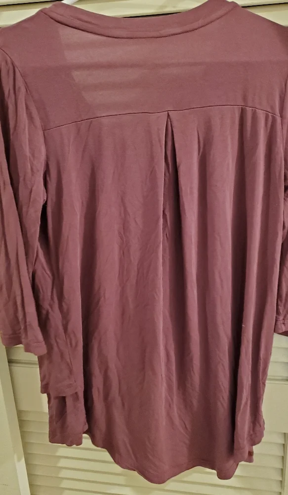 Latched mama nursing top - Picture 4 of 4